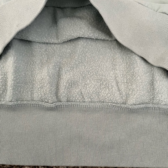 Light blue GAP Crew Neck size large - Picture 4 of 6